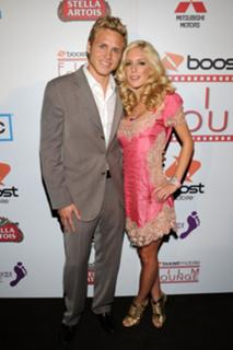 Heidi Montag feet photo thumbnail