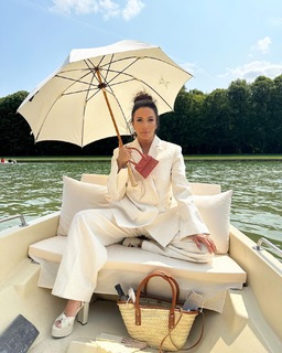 Eva Longoria feet photo thumbnail