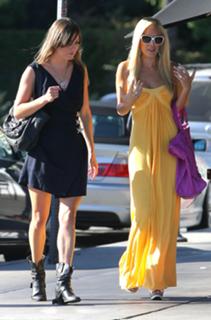 Heidi Montag feet photo thumbnail