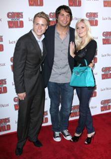 Heidi Montag feet photo thumbnail