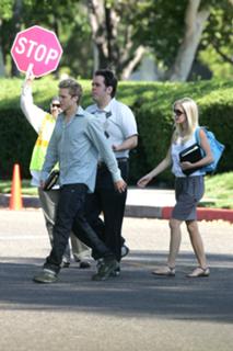 Heidi Montag feet photo thumbnail