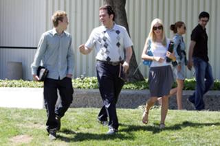 Heidi Montag feet photo thumbnail