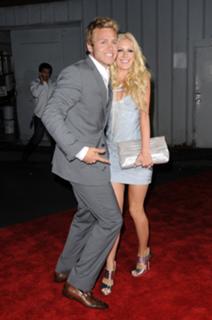 Heidi Montag feet photo thumbnail