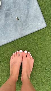Corinna Kopf feet photo thumbnail