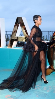 Karrueche Tran feet photo thumbnail