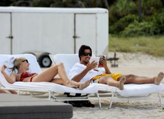 Lena Gercke feet photo thumbnail
