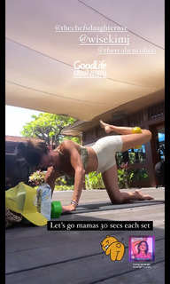 Brooke Burke feet photo thumbnail