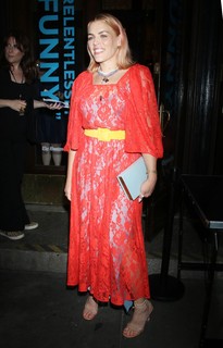 Busy Philipps feet photo thumbnail