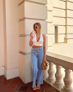 Kara Del Toro feet photo thumbnail