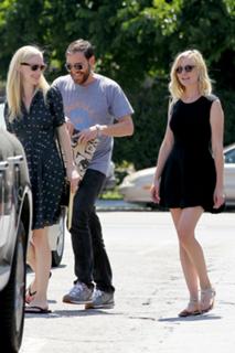Kirsten Dunst feet photo thumbnail