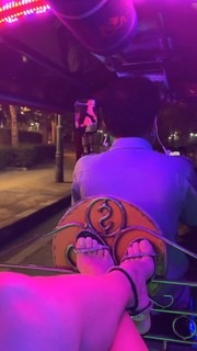 Adriane Galisteu feet photo thumbnail