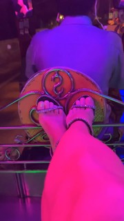 Adriane Galisteu feet photo thumbnail