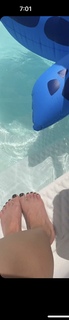 Brittney Smith feet photo thumbnail