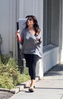 Sofía Vergara feet photo thumbnail