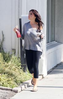 Sofía Vergara feet photo thumbnail