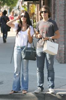 Sofía Vergara feet photo thumbnail
