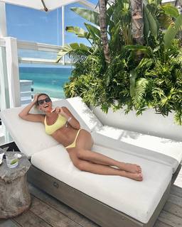 Kristin Cavallari feet photo thumbnail
