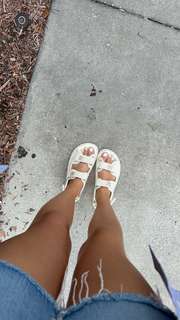 Corinna Kopf feet photo thumbnail