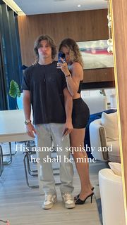 Charly Jordan feet photo thumbnail