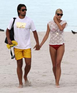 Lena Gercke feet photo thumbnail
