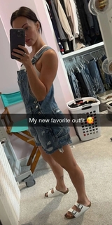 Brittney Smith feet photo thumbnail
