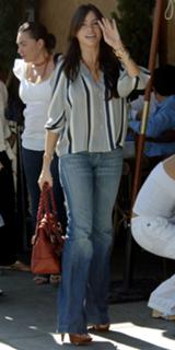 Sofía Vergara feet photo thumbnail