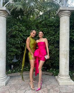 Jasmine Sanders feet photo thumbnail