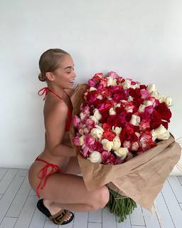 Jasmine Sanders feet photo thumbnail