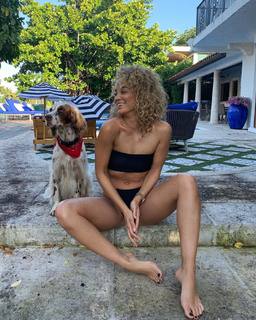 Jasmine Sanders feet photo thumbnail