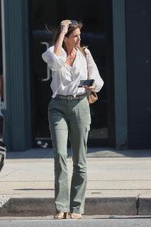Cindy Crawford feet photo thumbnail