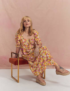 Fearne Cotton feet photo thumbnail