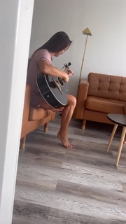 Karolina Kowalkiewicz feet photo thumbnail