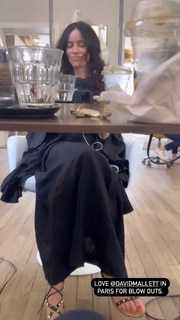 Abigail Spencer feet photo thumbnail