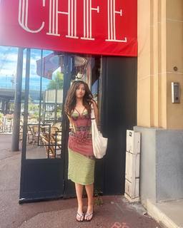 Imane Pokimane Anys feet photo thumbnail