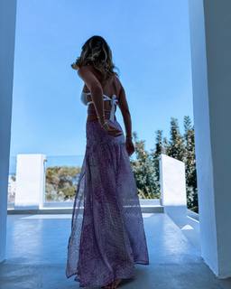 Athina Oikonomakou feet photo thumbnail