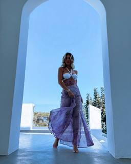 Athina Oikonomakou feet photo thumbnail