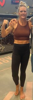 Holly Holm feet photo thumbnail