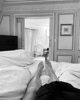 Naomi Watts feet photo thumbnail