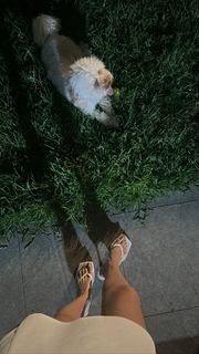 Duygu Özaslan feet photo thumbnail