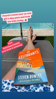 Angela Kinsey feet photo thumbnail