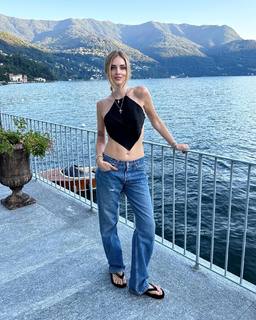 Chiara Ferragni feet photo thumbnail