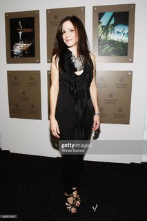 Mary-Louise Parker feet photo 5