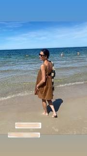 Anna Popek feet photo thumbnail