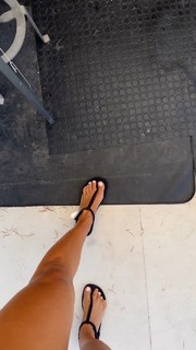 Cristina Pedroche feet photo thumbnail