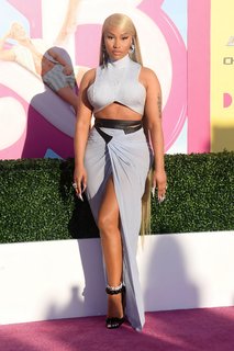 Nicki Minaj feet photo thumbnail