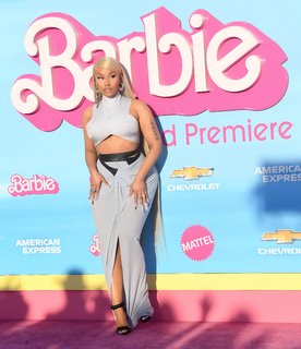 Nicki Minaj feet photo thumbnail