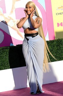 Nicki Minaj feet photo thumbnail