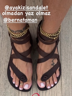 Pinar Altug feet photo thumbnail