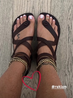 Pinar Altug feet photo thumbnail