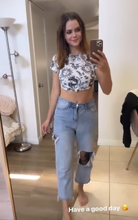 Tiffany Alvord feet photo thumbnail